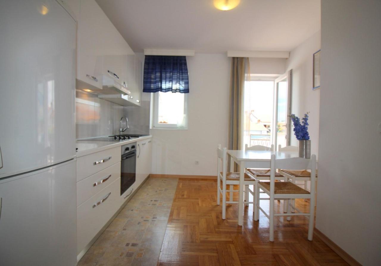 Apartment In Porec/Istrien 10214 Екстер'єр фото